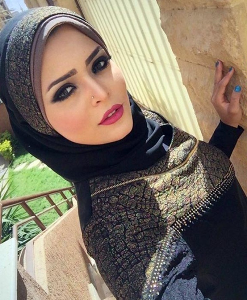 الفتيات المحجبات يشعلن الانستغرام جمالاً وجاذبيةً...شاهدوا أجمل صورهن!